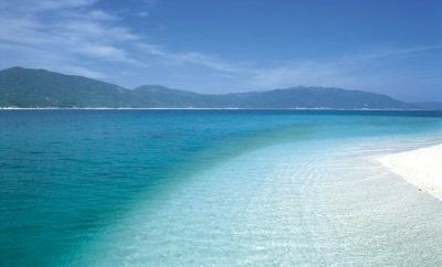 求海南三亞旅游攻略！海南三亞有哪些必玩景點？怎么安排？玩幾天合適？怎么玩省心省力還省錢？有沒有合適的當?shù)貙в瓮扑]下？